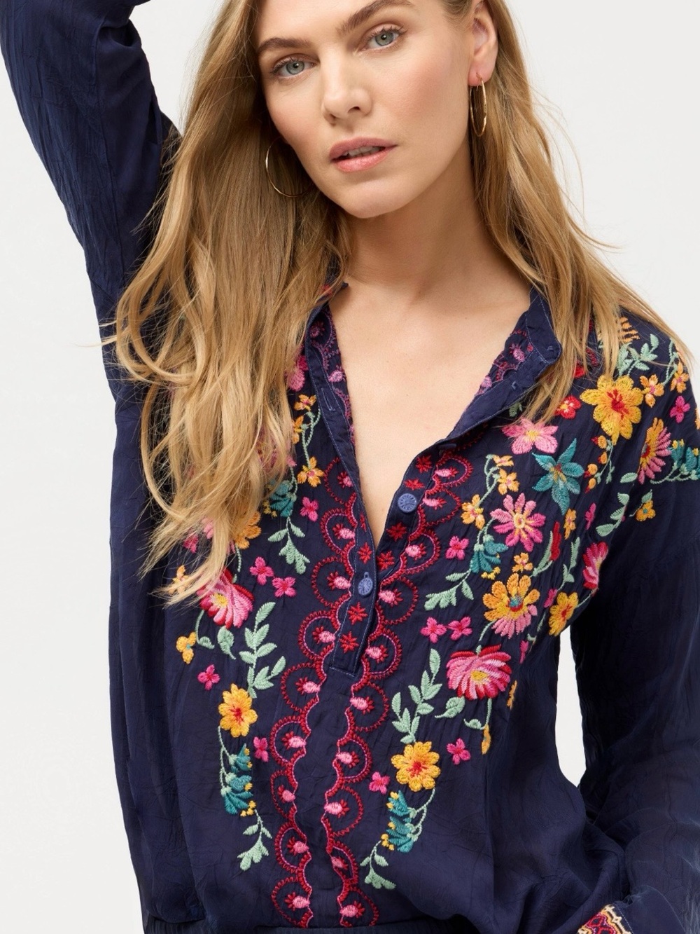 Johnny Was Med NWT Navy Embroidered Floral